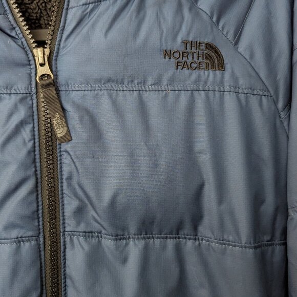 The North Face Boys' Navy Blue Insulated Jacket. Size XL - Picture 2 of 4
